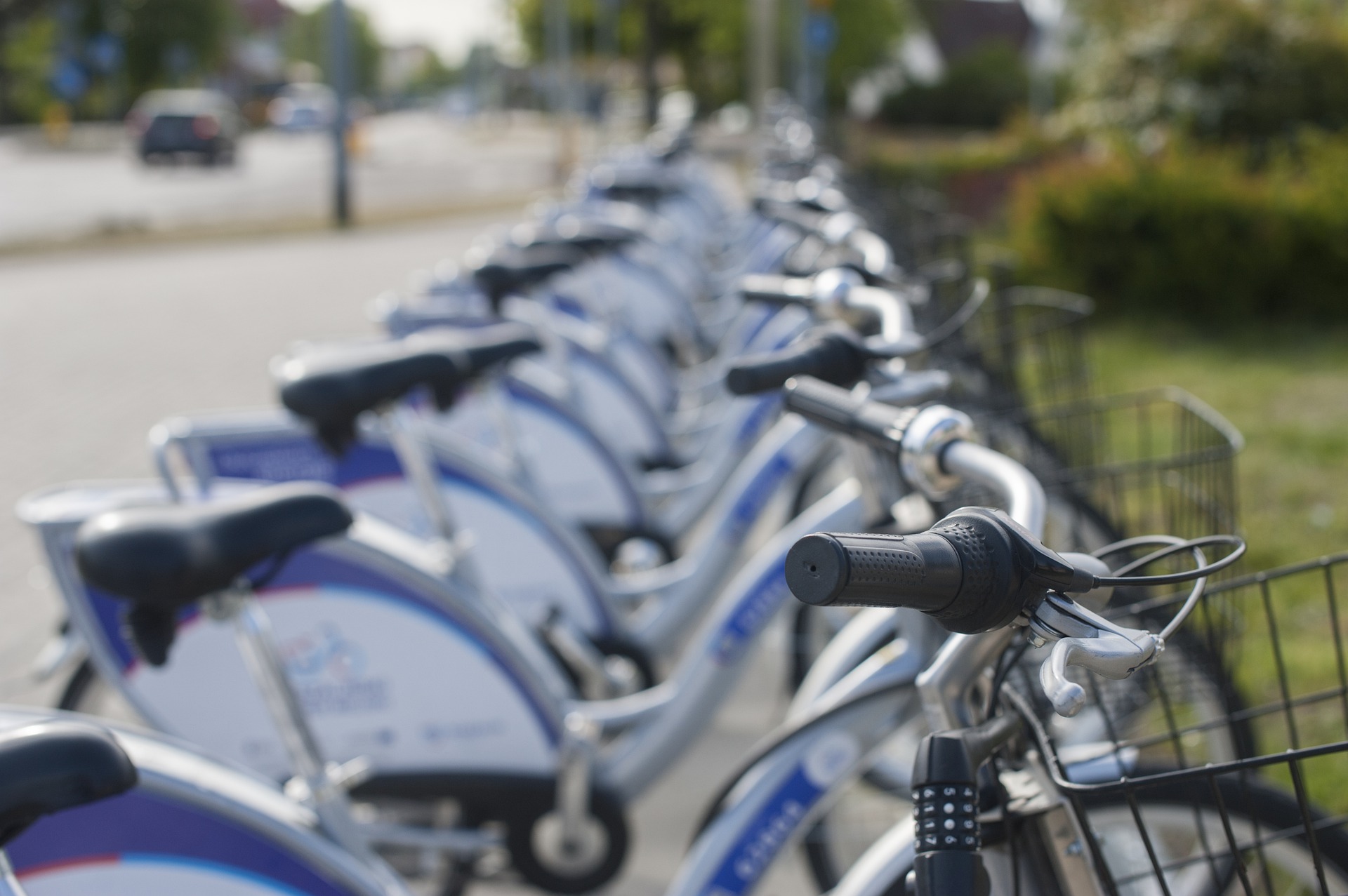 Vélo électrique : adapter la législation à la pratique touristique